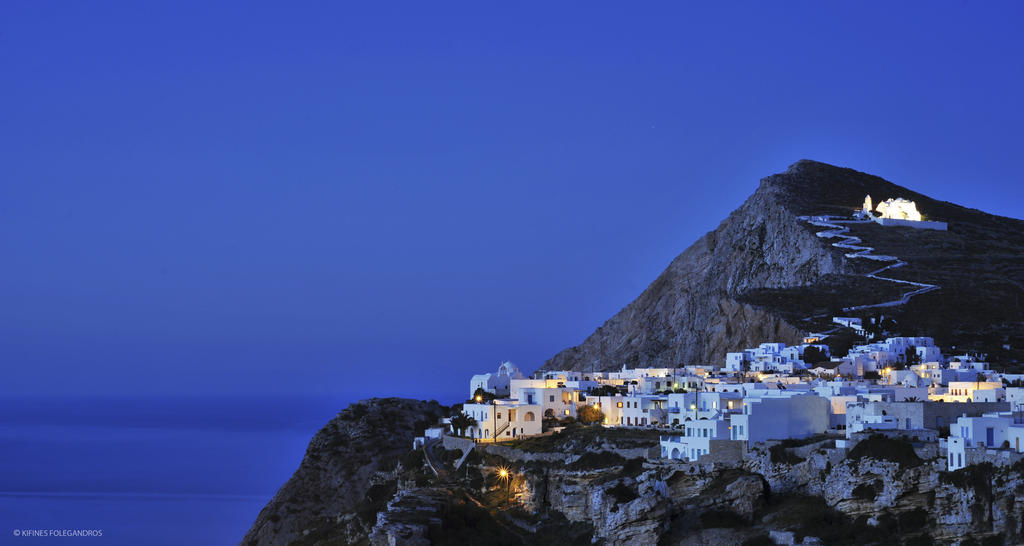 Kifines Suites Folégandros Pokoj fotografie